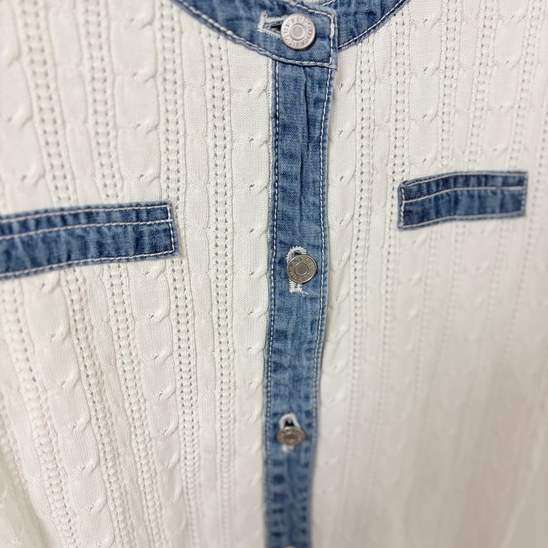 게스 화이트 데님 포인트 가디건 M 상품이미지2