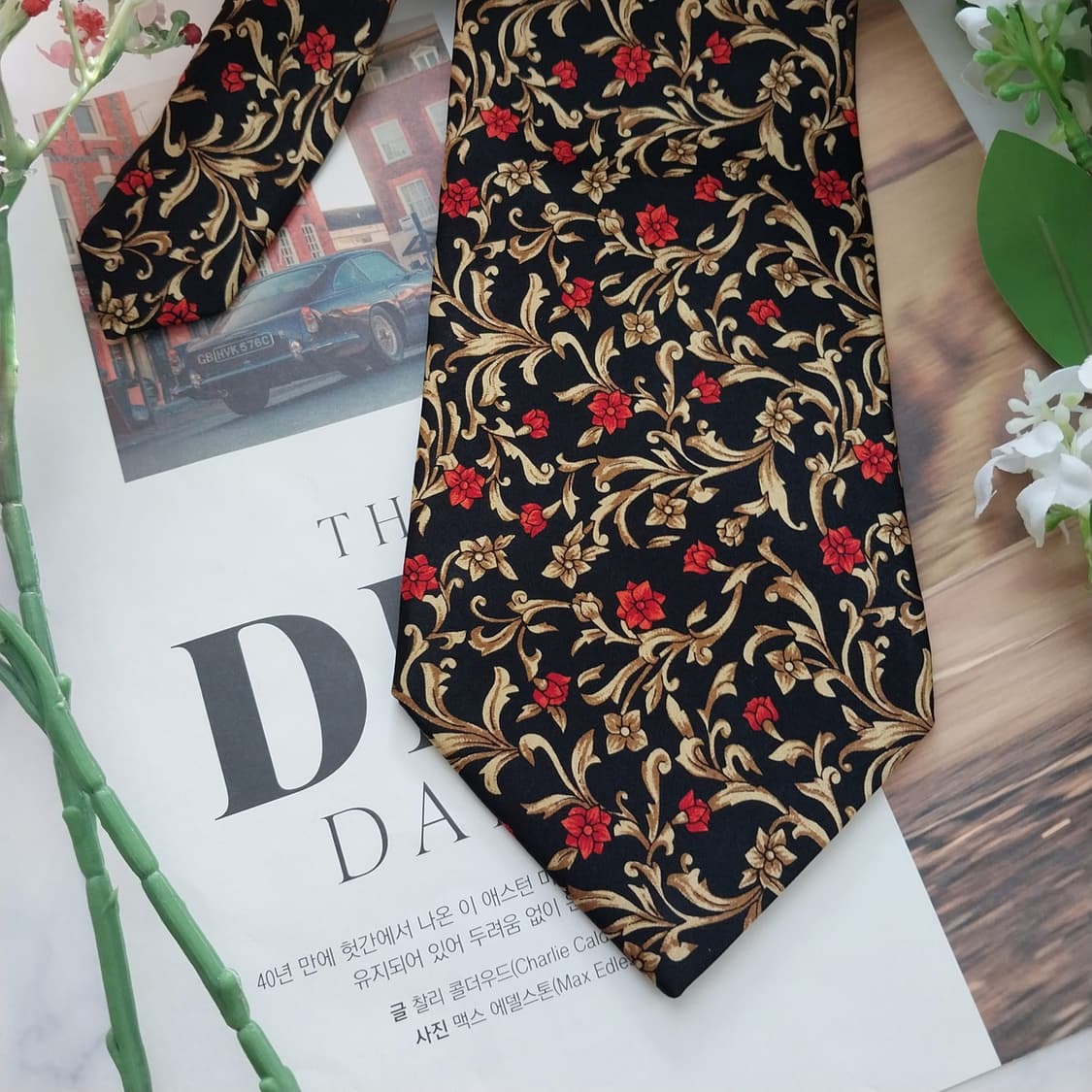 아쿠아스큐텀 실크 플로럴 자카드 넥타이 9.8cm A+등급 K1542
 상품이미지5
