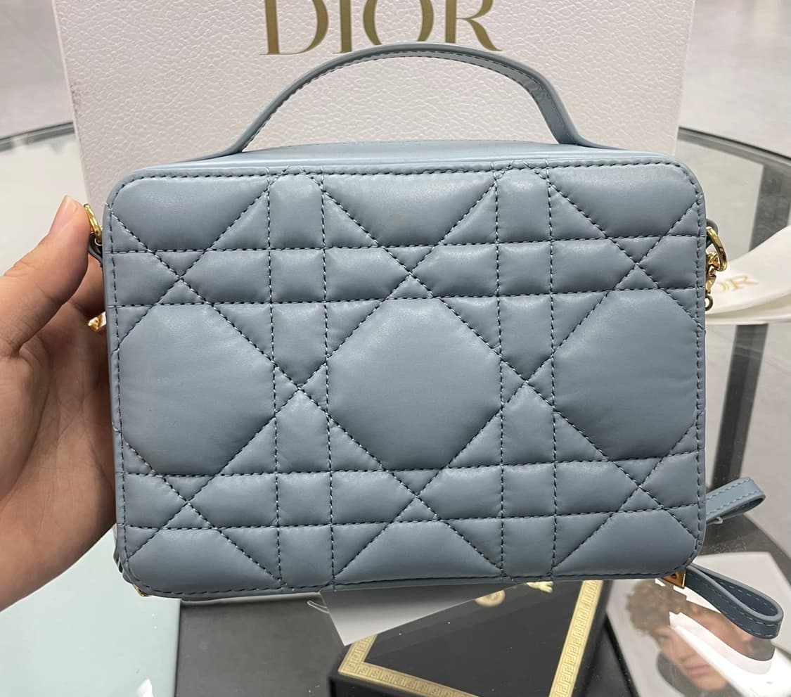 디올 카로 체인 박스백 상품이미지3
