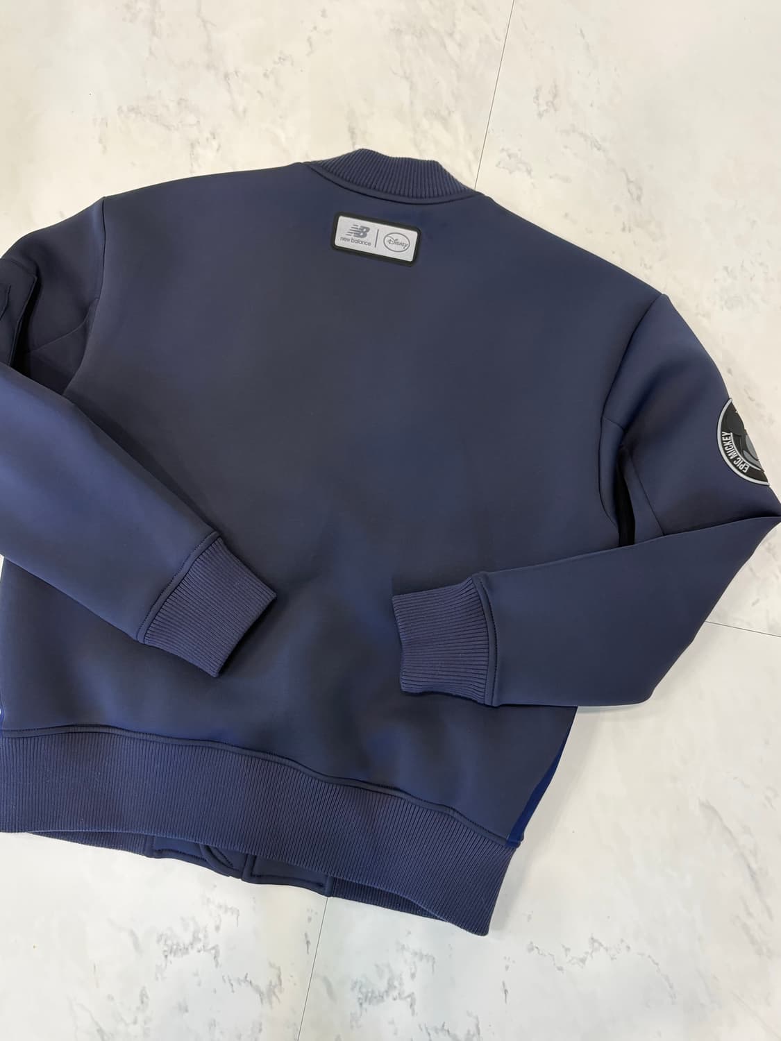 new balanceXwalt disney bomber jacket 상품이미지5