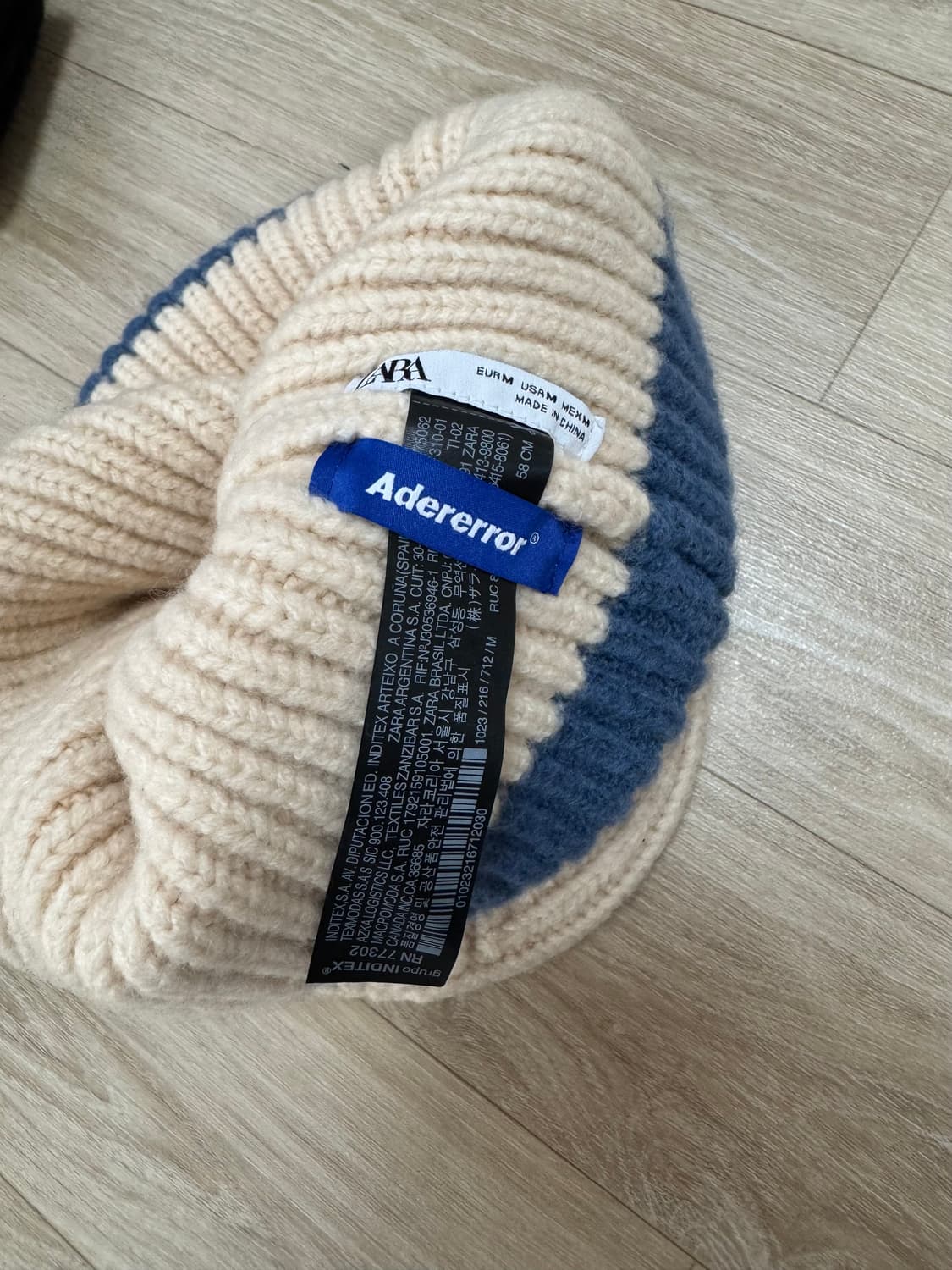 자라 아더에러 콜라보레이션 비니 상품이미지4