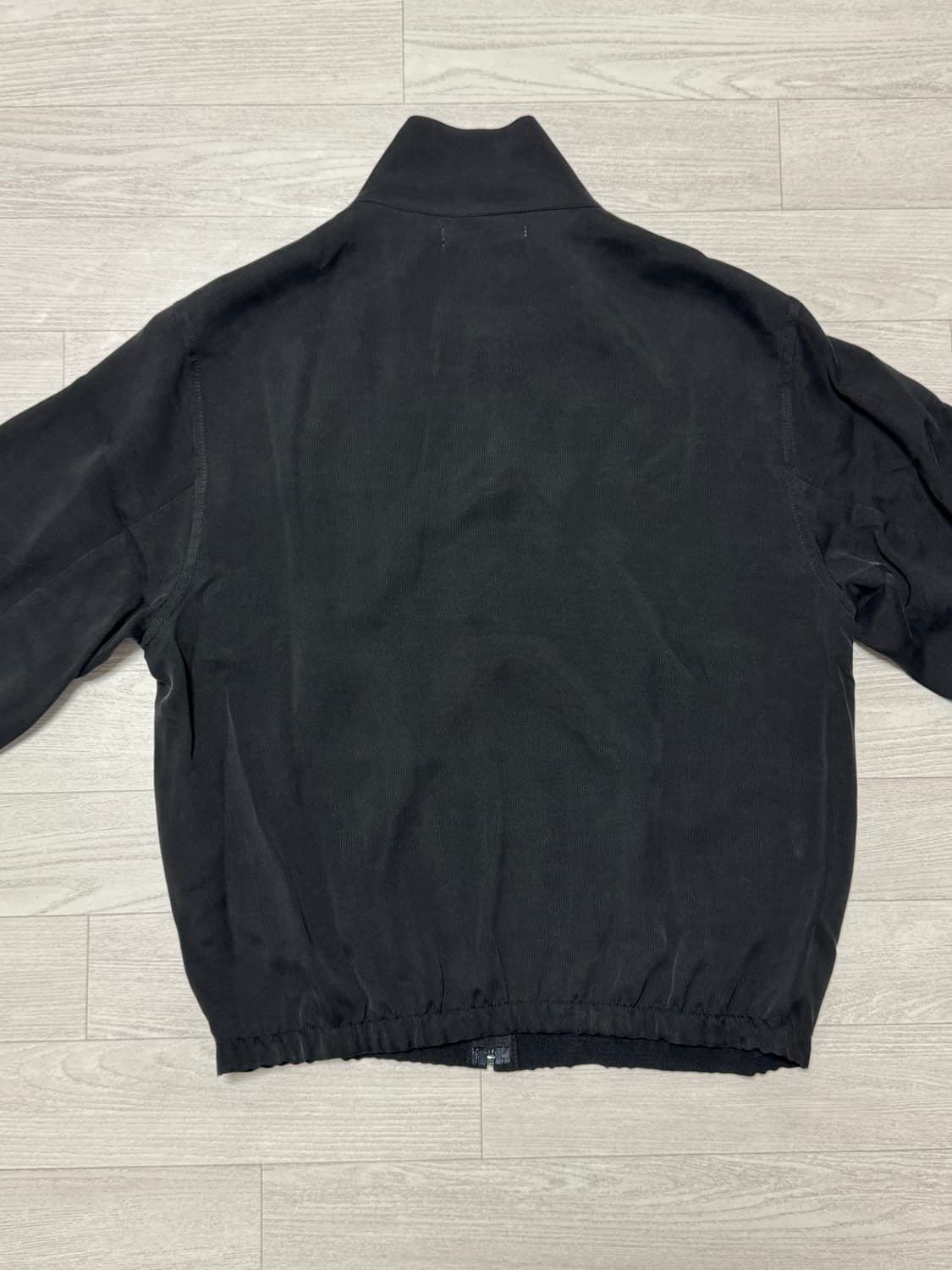 레스 테일러드 큐프라 집업 블랙 1사이즈 상품이미지4