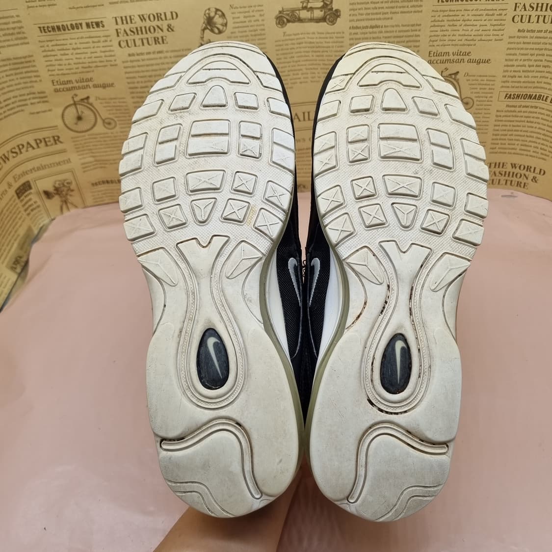 나이키 에어맥스 97  블랙 운동화290 상품이미지3