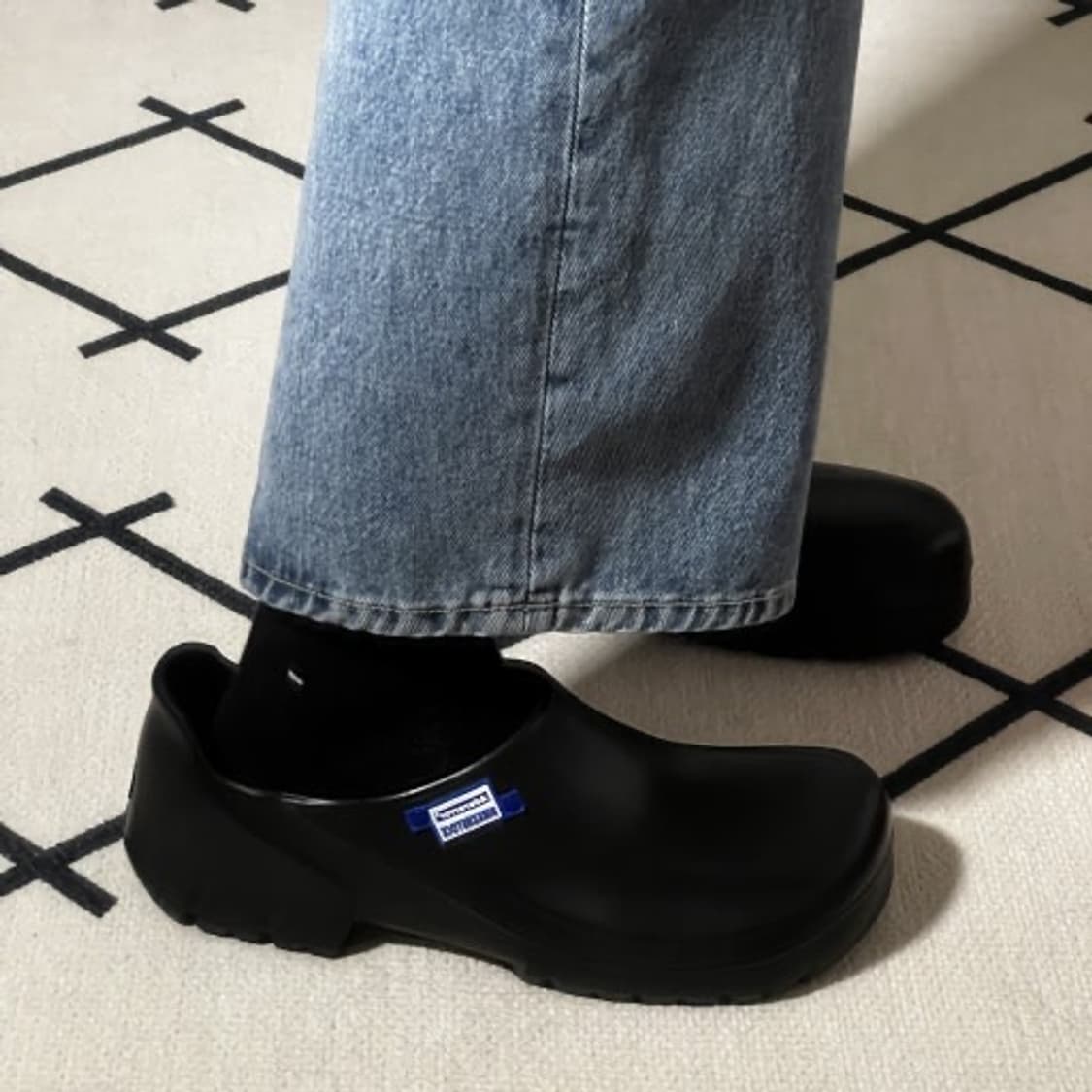 아더에러x버켄스탁 클로그 팝니다 상품이미지3