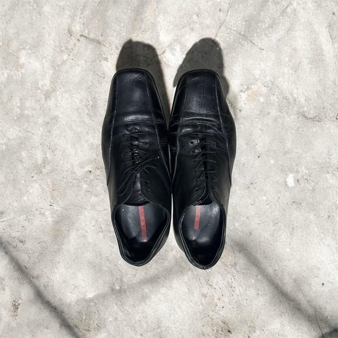 프라다 로퍼 판매합니다 상품이미지1