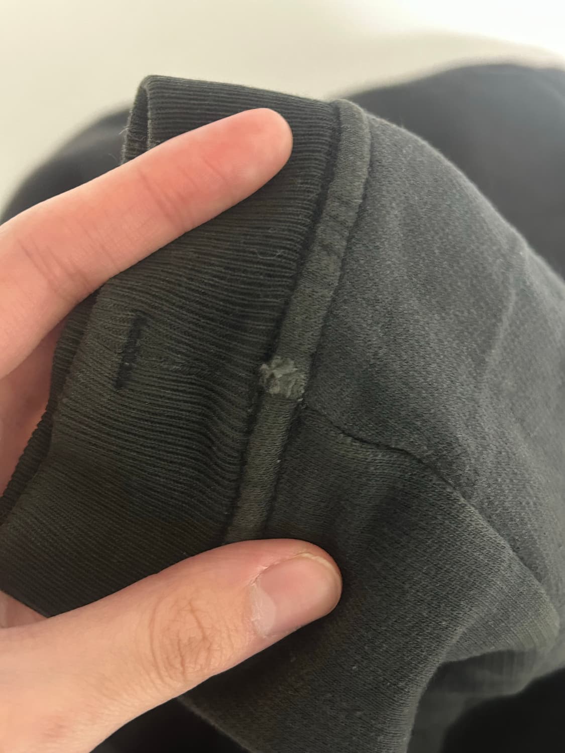 정품 스톤아일랜드 차콜 기모 맨투맨 s 상품이미지4