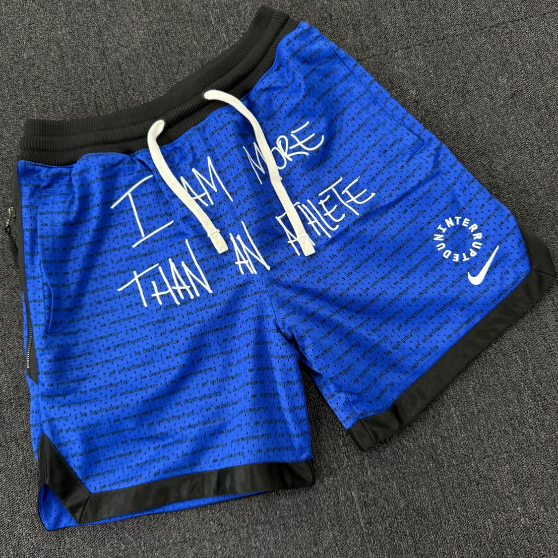 나이키 x 르브론 제임스 모어 댄 앤 애슬리트 쇼츠 상품이미지3