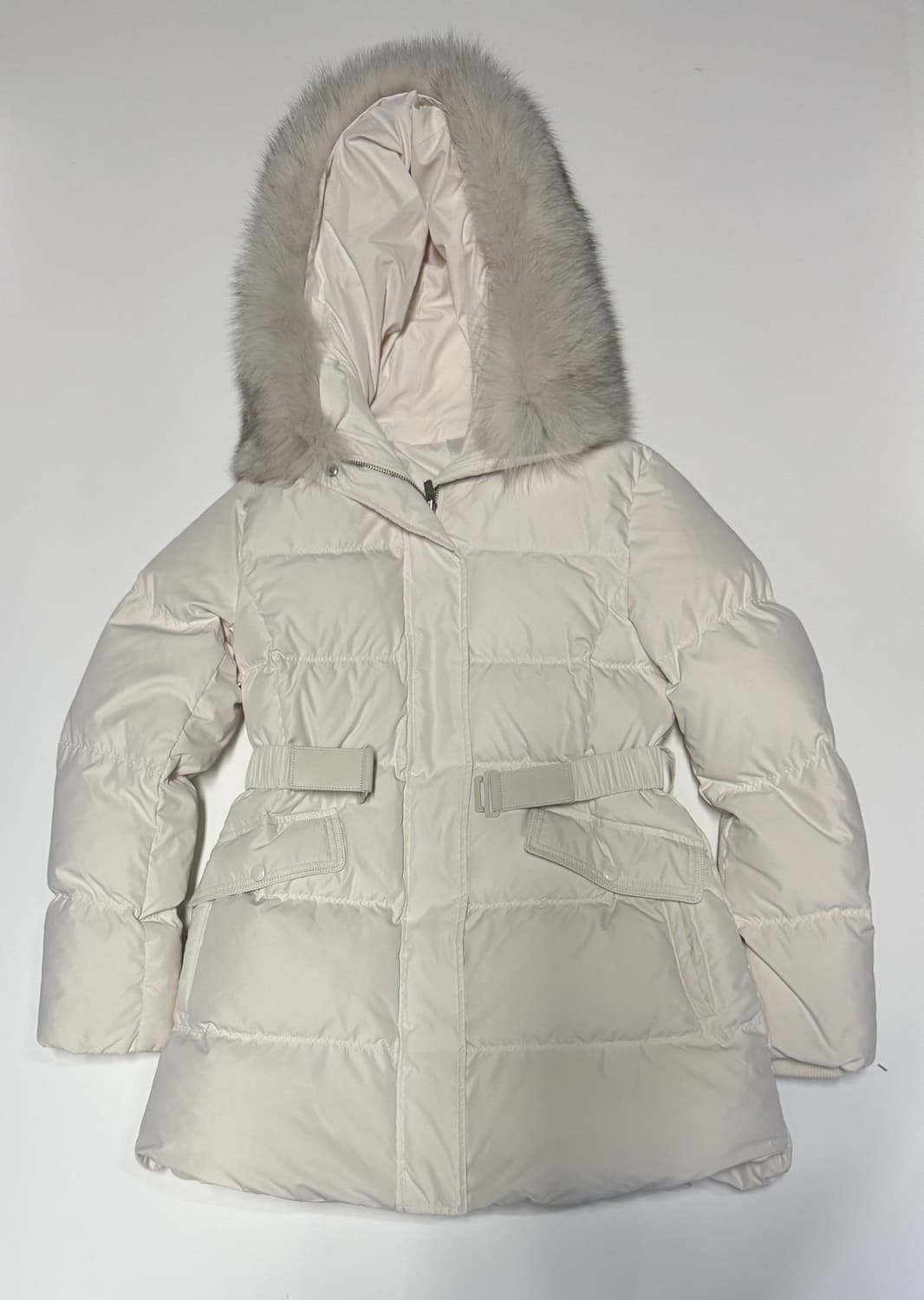 여성 주크 Zooc 24년도 폭스퍼 구스다운 벨티드 패딩 상품이미지1