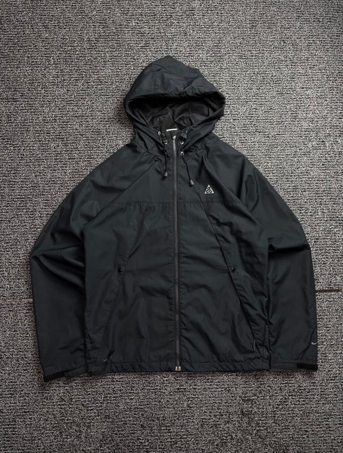 나이키 ACG 블랙 올드스쿨 바람막이 자켓 3133 상품이미지2