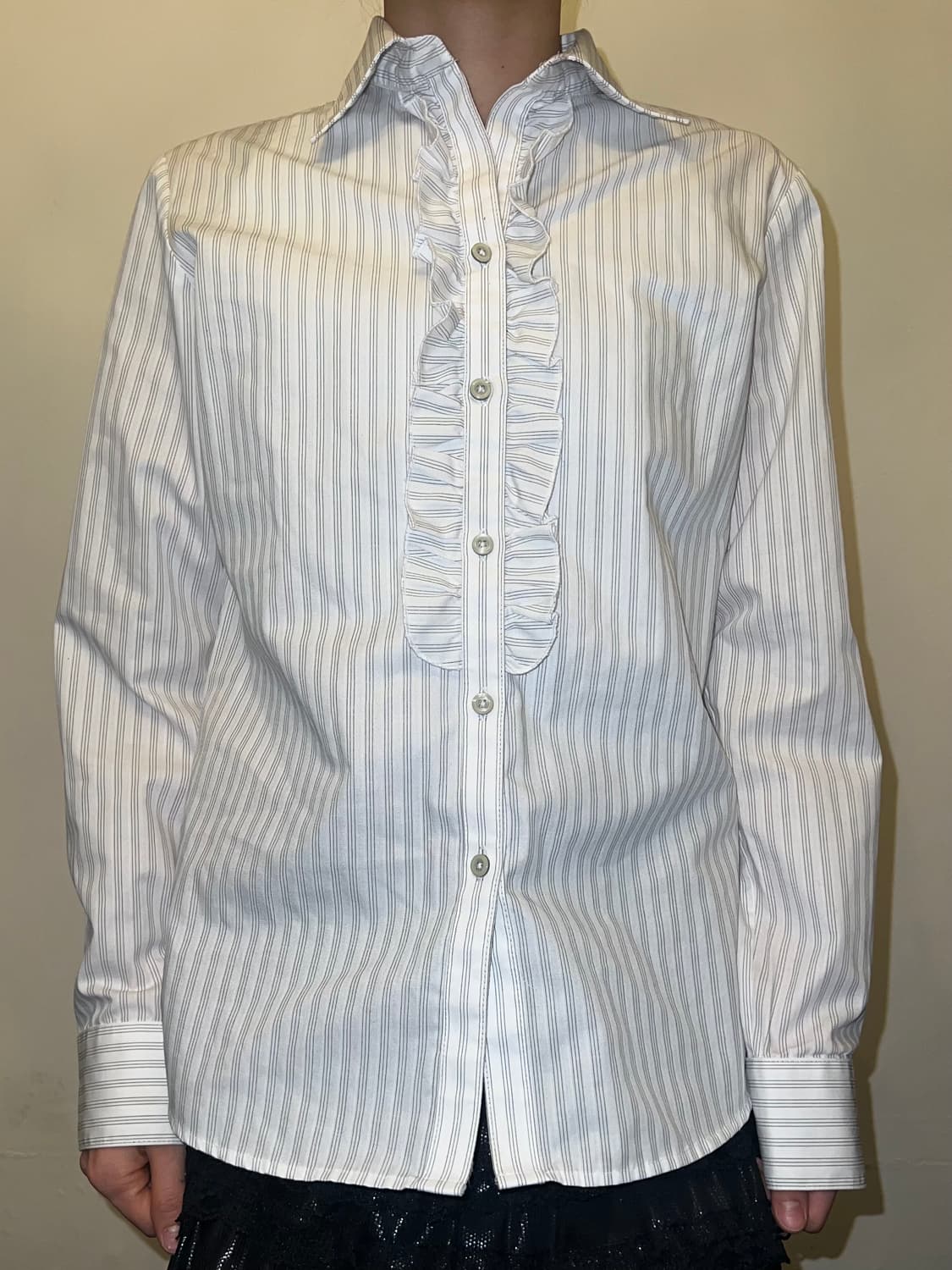 Pinstripe Ruffle Shirt 상품이미지3
