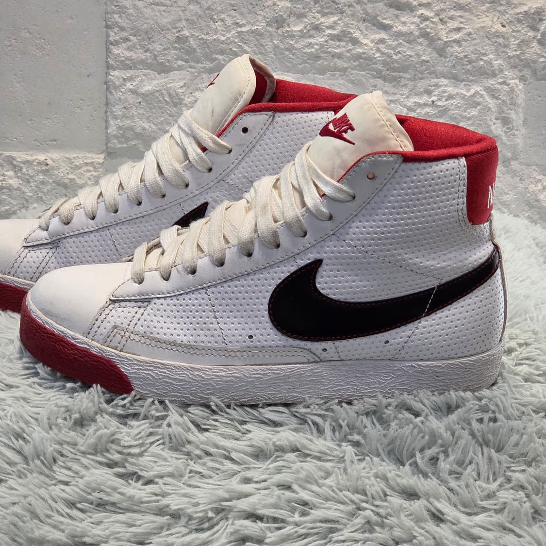 7a-18:나이키 블레이저 미드 GS 화이트/레드/블랙(235) 상품이미지2