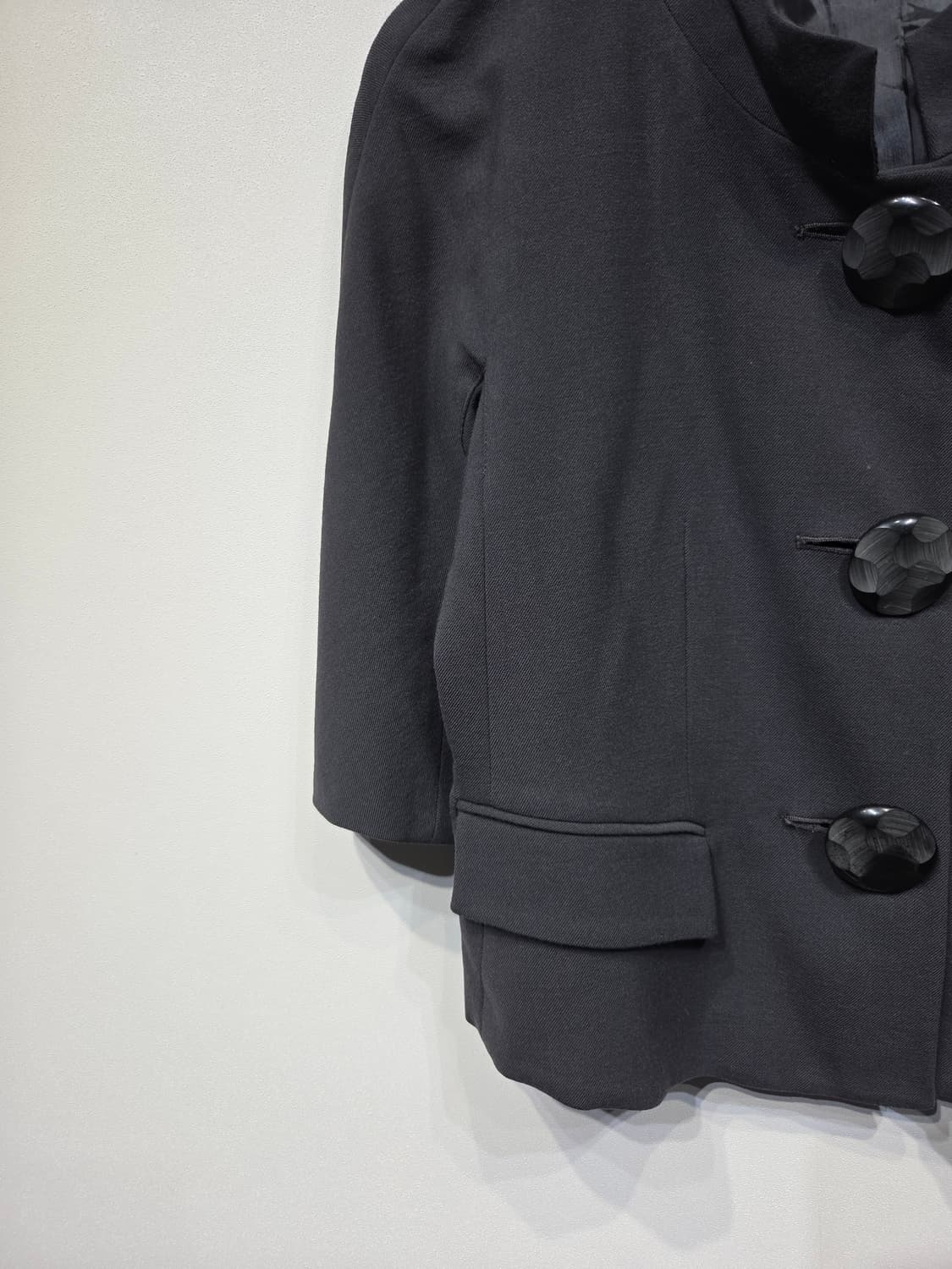 엠포리오 아르마니 울 스판 하프소매 자켓 상품이미지4