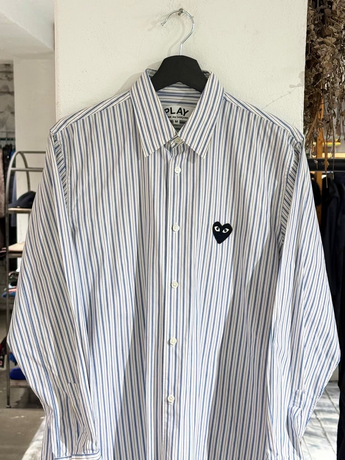 꼼데가르송 블루 블랙 하트 스트라이프 셔츠 상품이미지4