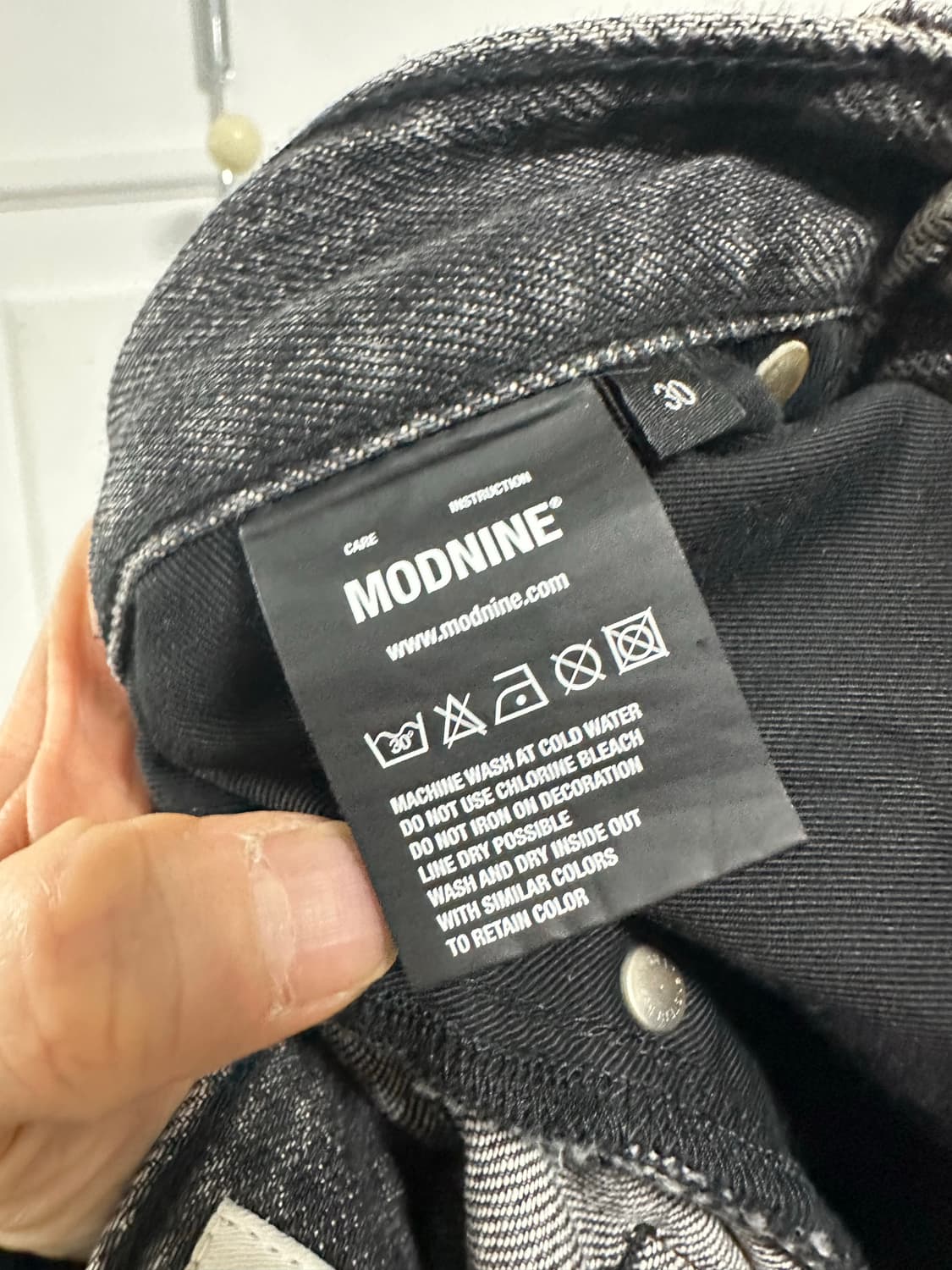 모드나인 블랙 더스트 데님 팬츠 상품이미지3