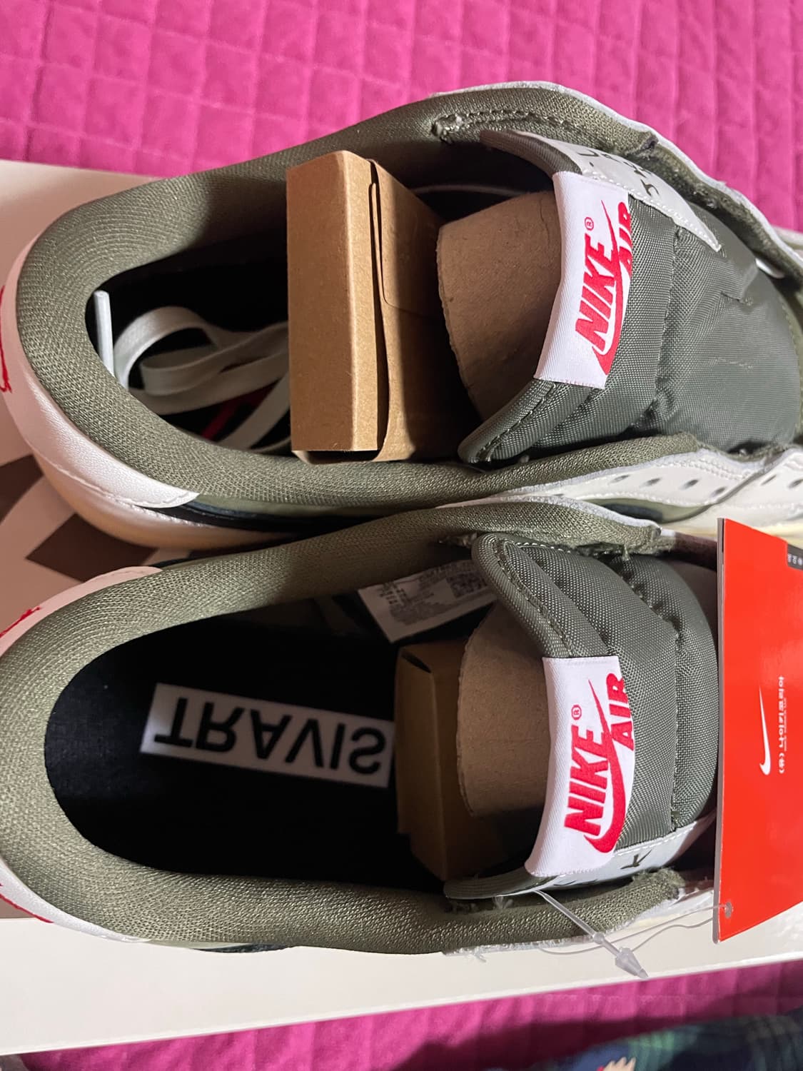 새상품 트래비스 스캇 조던 1 로우 리버스 올리브 280 상품이미지4