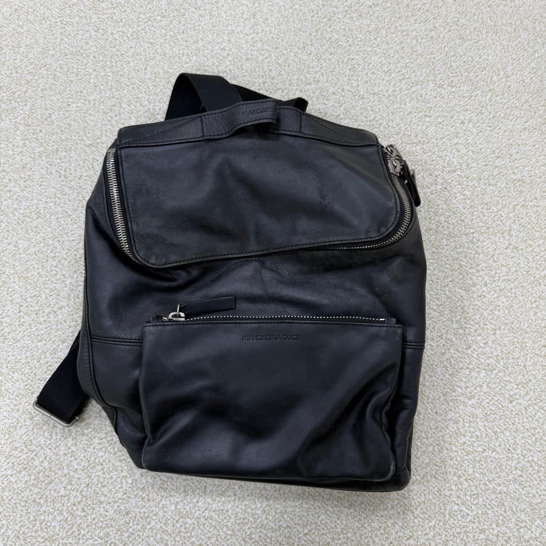 만다리나덕 여성 레더 백팩 0123T2 상품이미지1