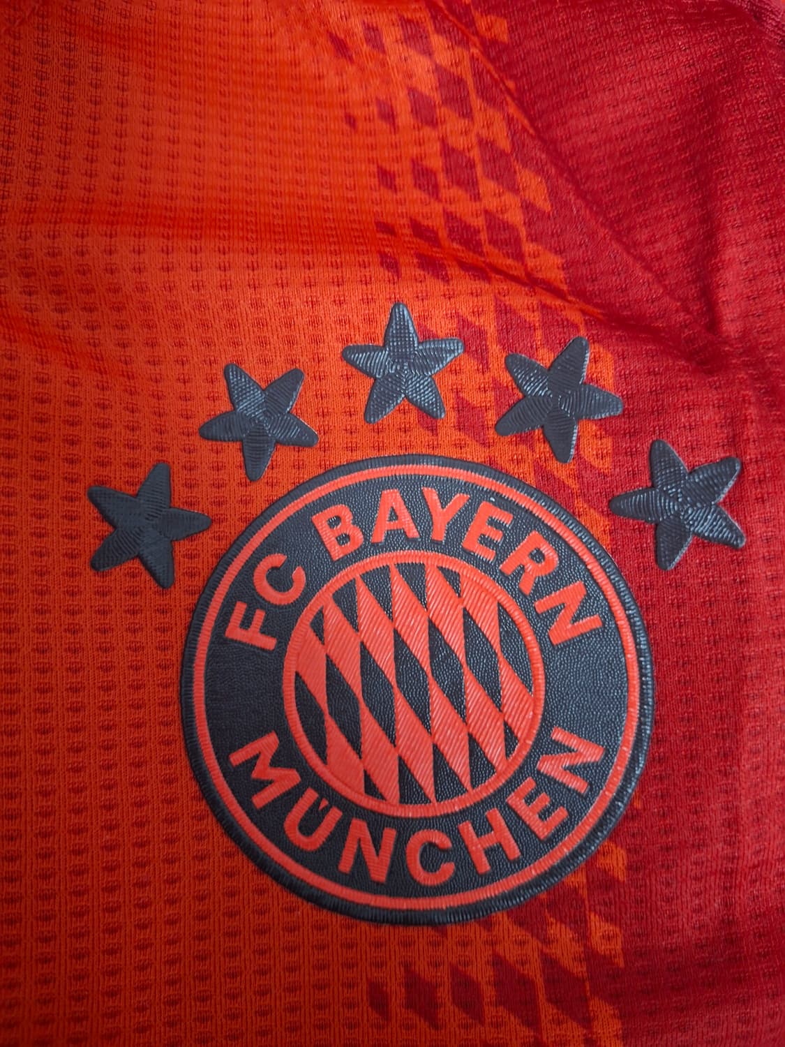 24-25 바이에른 뮌헨 홈 어센틱 뮐러 상품이미지3