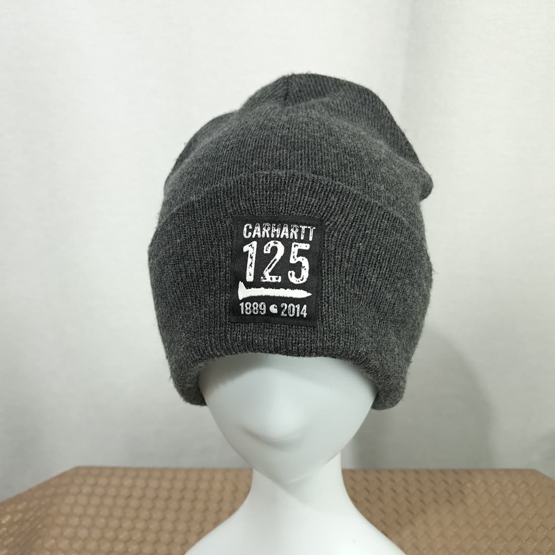 칼하트 미국판 125주년 에디션 듀얼 로고 패치 니트 비니 P2021 상품이미지3