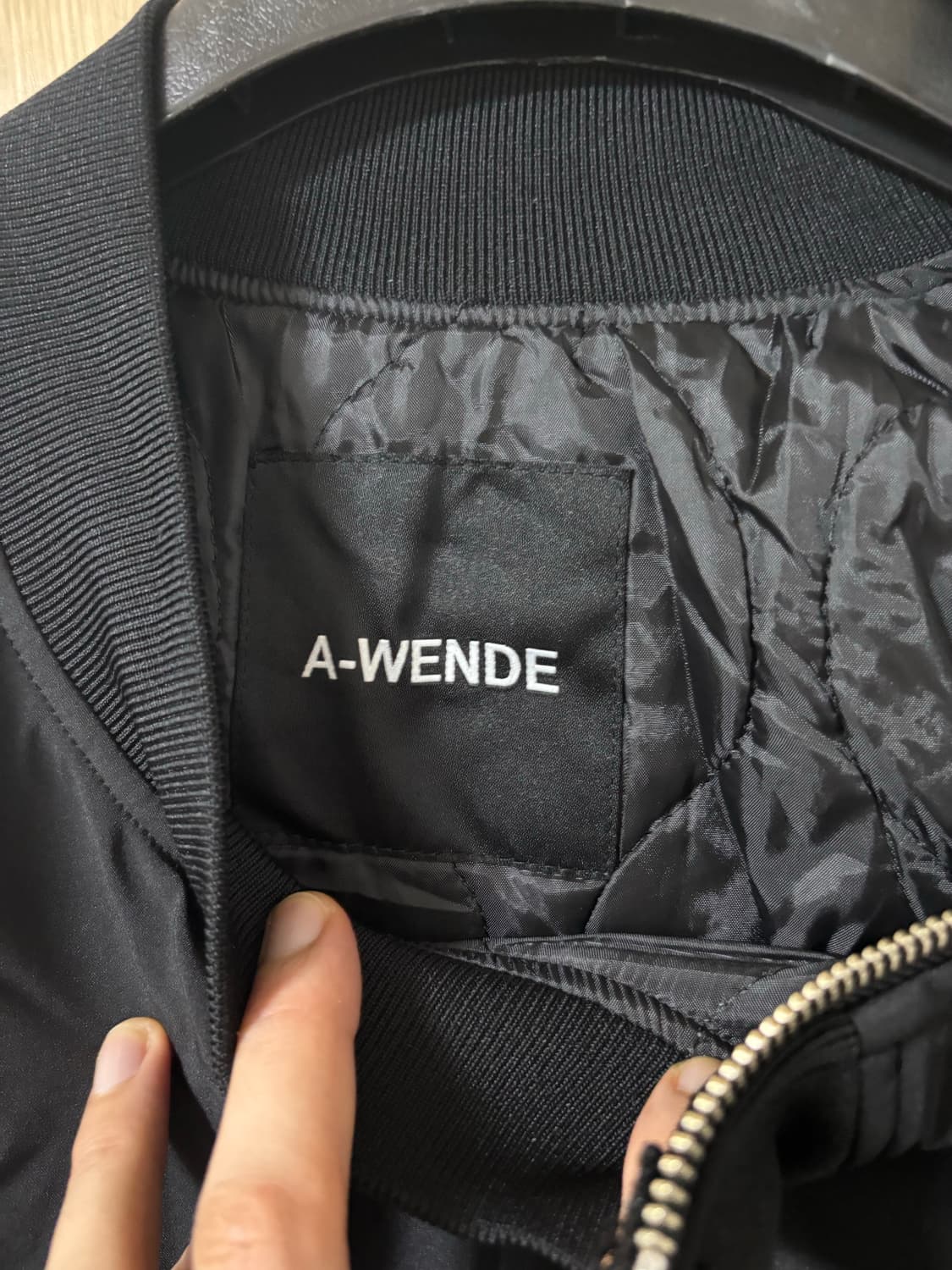 어웬드 블랙 봄버 자켓 스타일 상품이미지5