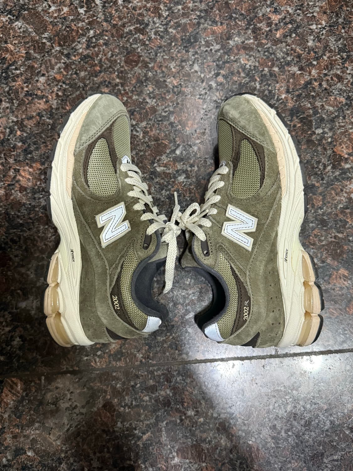 뉴발란스 2002r 카키 230 상품이미지6