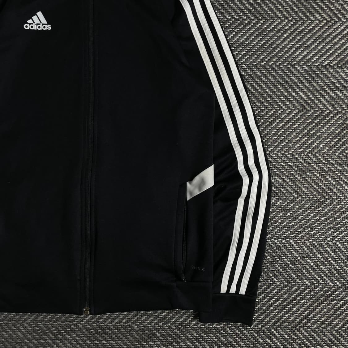 아디다스 에센셜 트랙탑 져지 블랙o 3278 상품이미지2