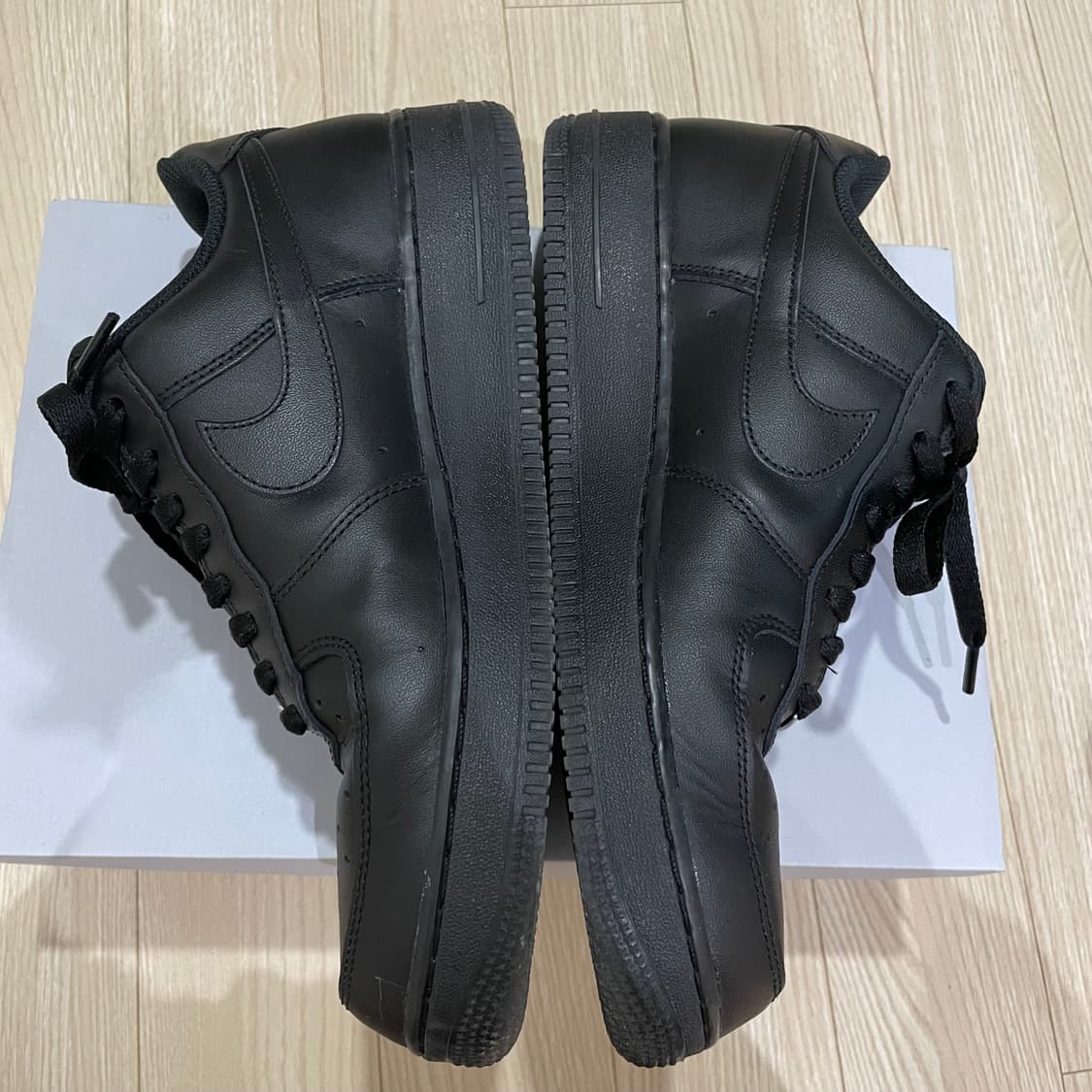 나이키 에어포스 1 '07 로우 트리플 블랙 CW2288-001 상품이미지3