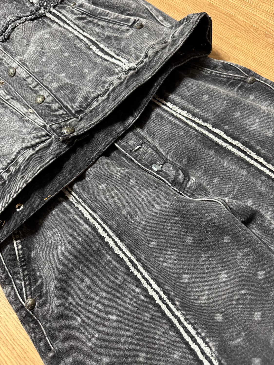 [L] 떠그클럽 mcm 블랙 셋업 상품이미지5