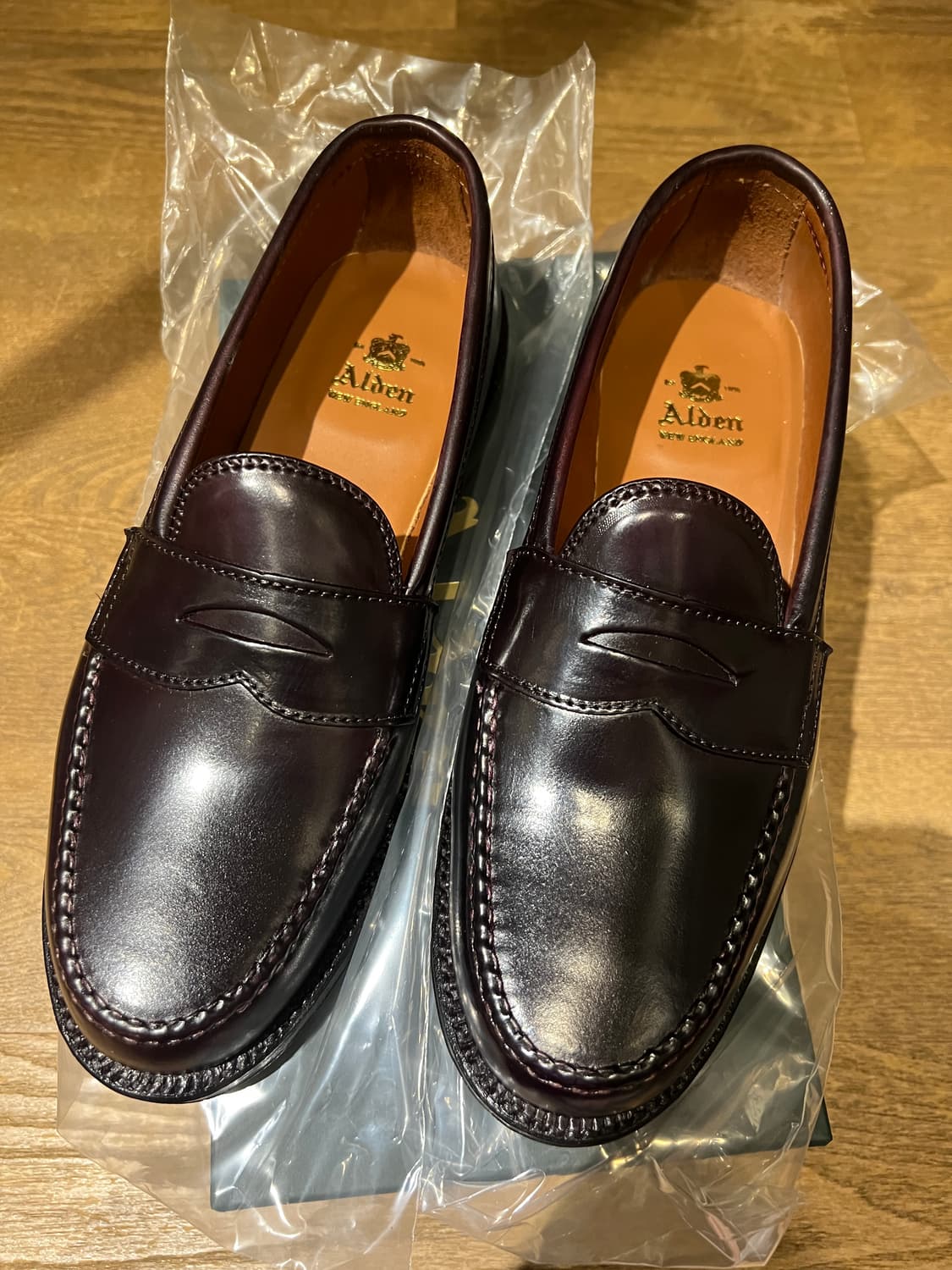 알든 986 8.5E(270) 새제품 팝니다 상품이미지1