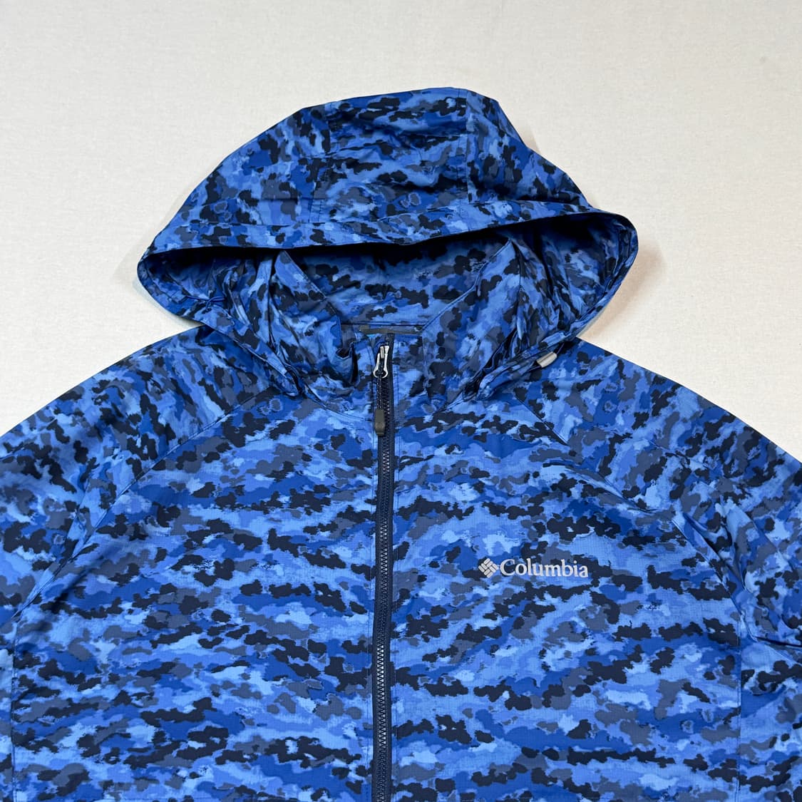 L) 컬럼비아 블루 카모 후드 얇은 바람막이 상품이미지3