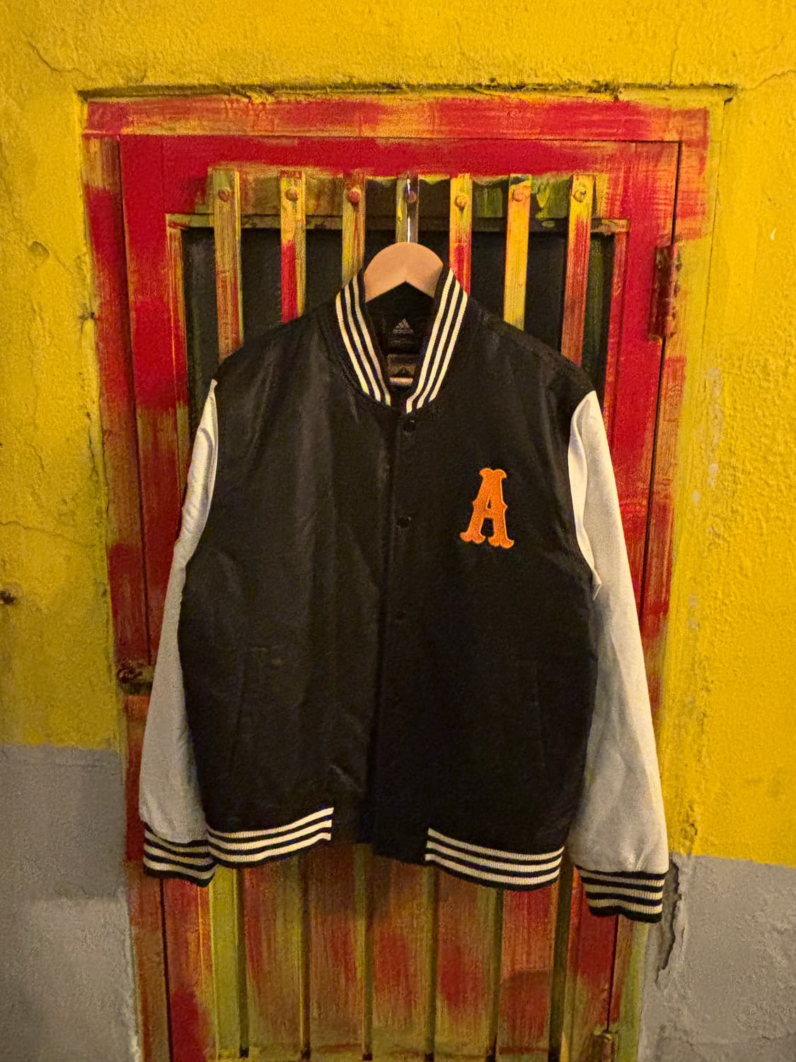 Adidas varsity  jacket 상품이미지3