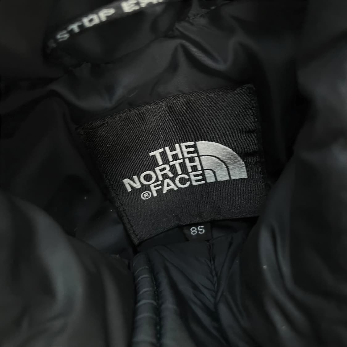 노스페이스 눕시 700 다운 베스트 조끼 패딩 블랙 브라운 상품이미지3