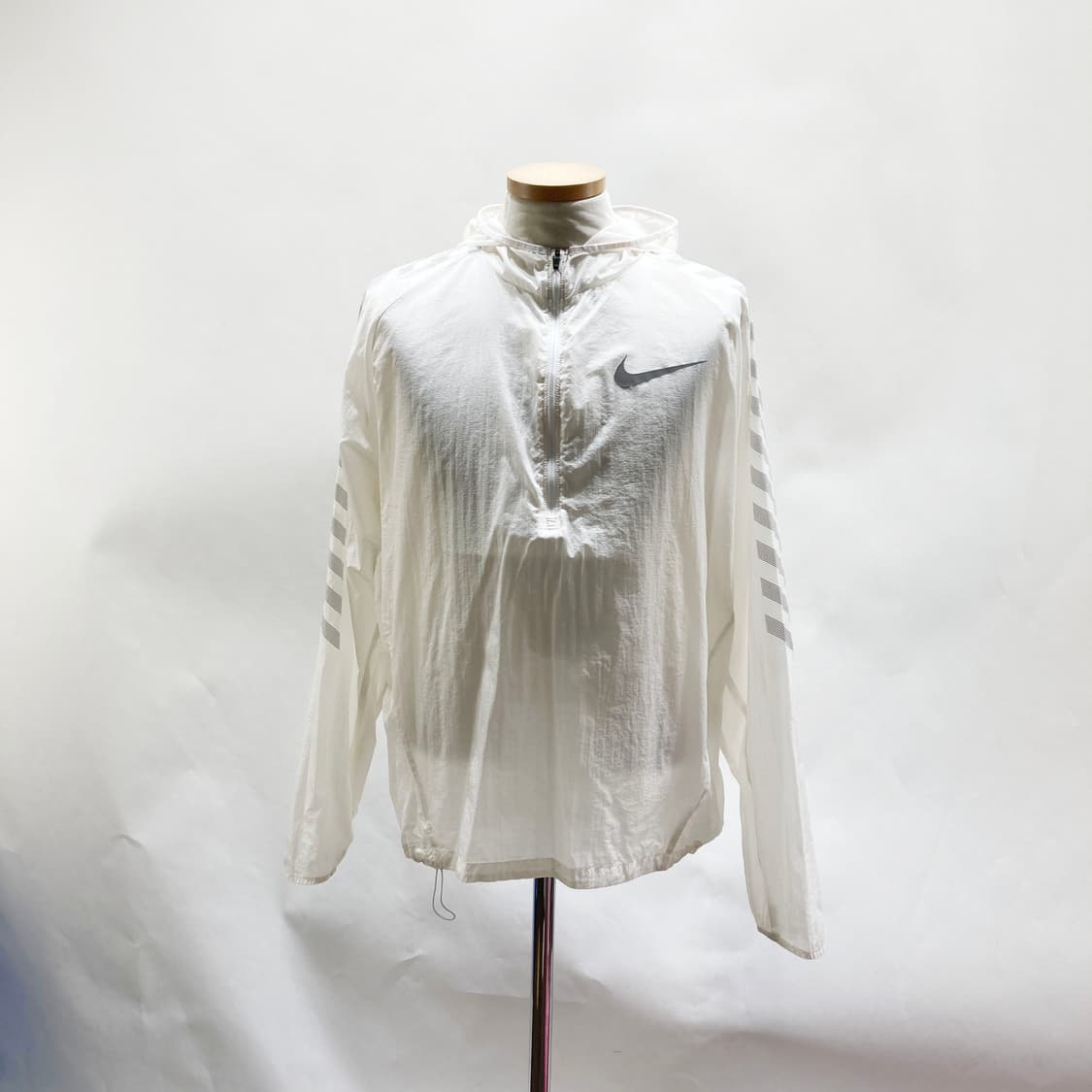 나이키 임파시블리 바람막이아노락 XL  상품이미지1