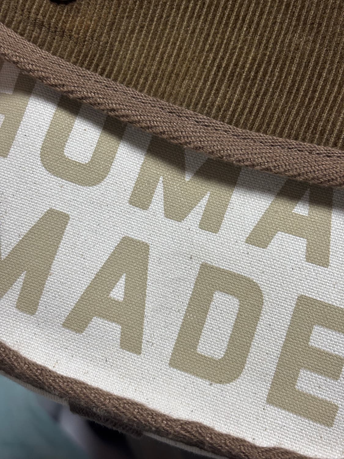 휴먼메이드 숄더백 브라운 Human Made Shoulder Bag 상품이미지4