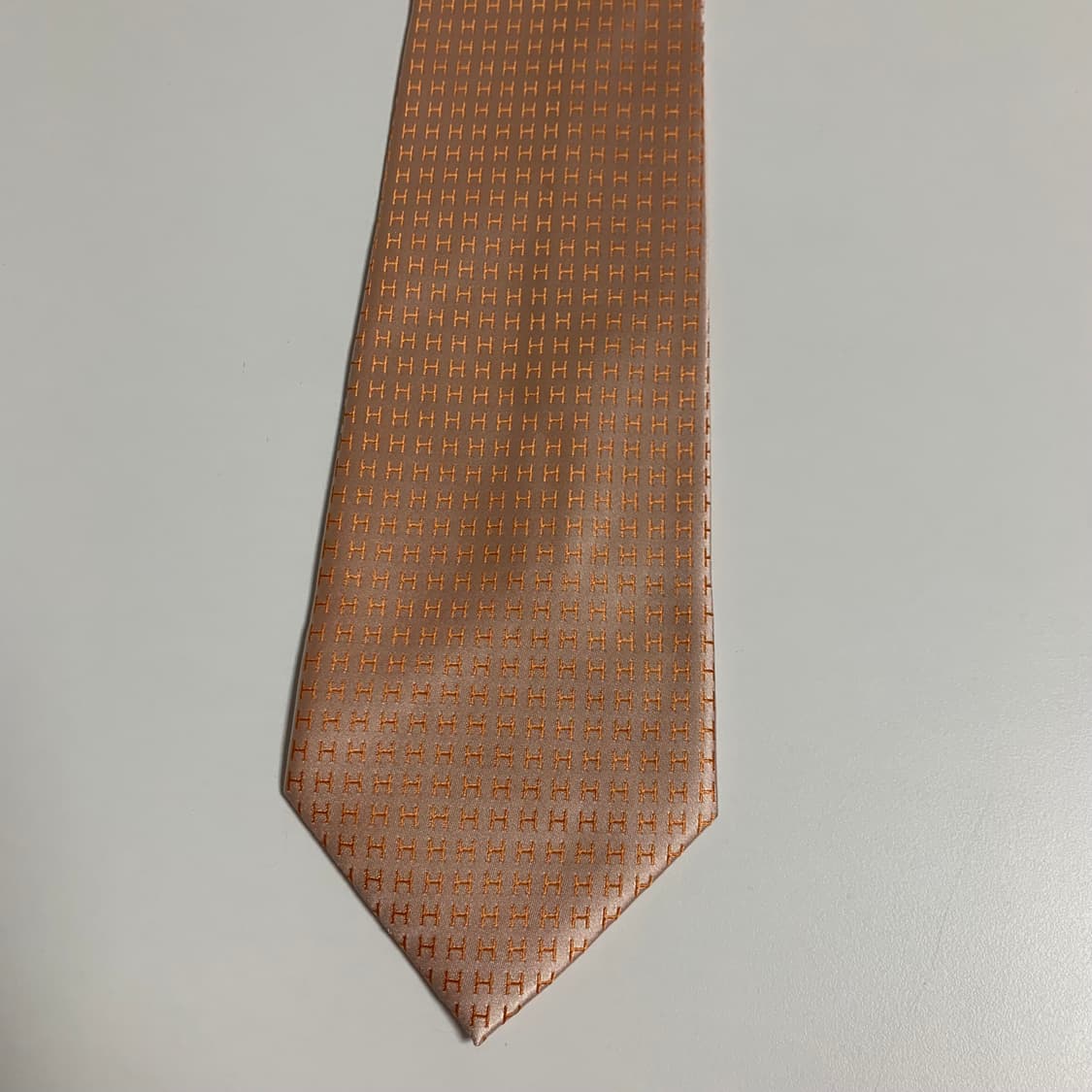 에르메스 H로고플레이 모노그램 프랑스 100실크 명품넥타이 최상급 상품이미지9