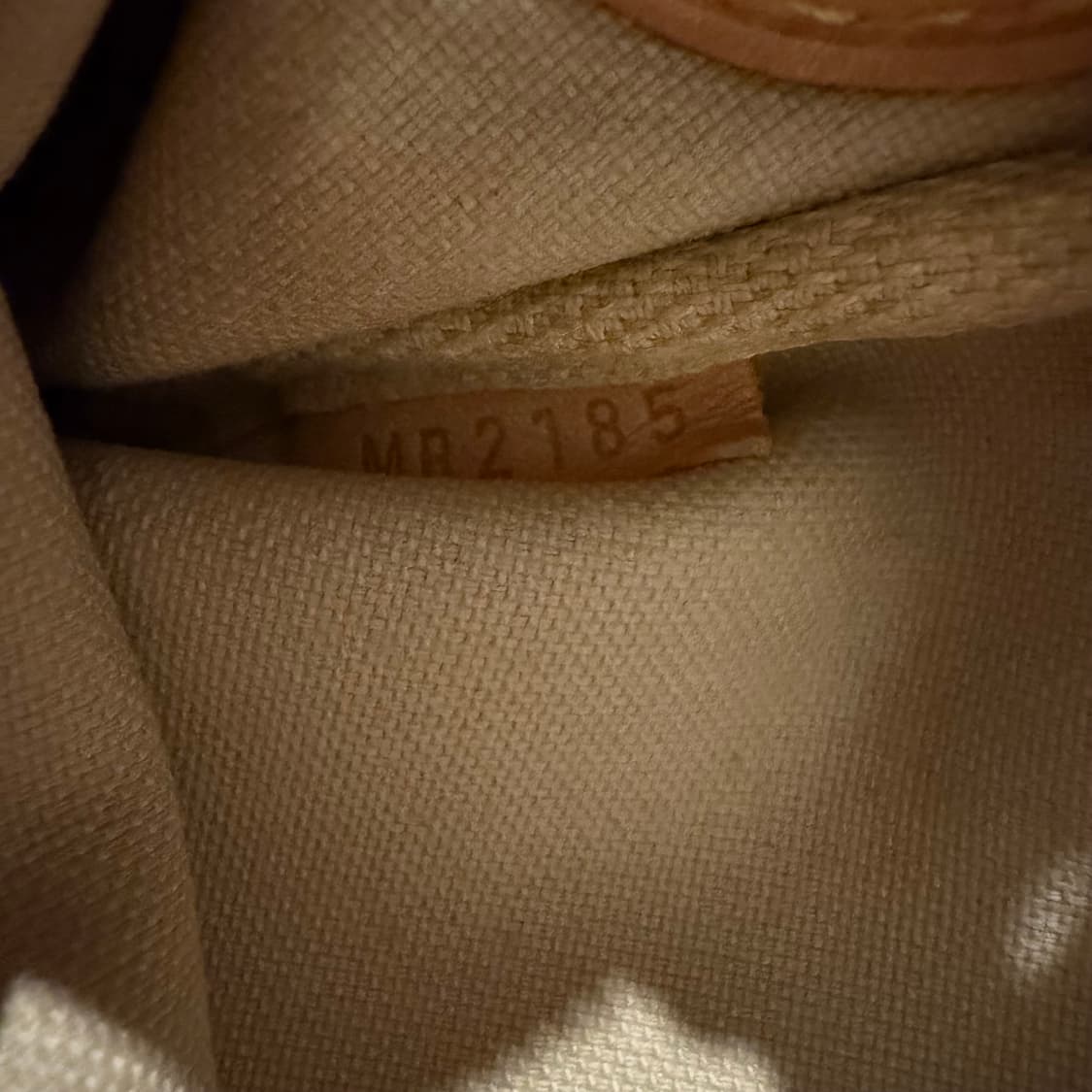 루이비통 다미에 아주르 에바 클러치 상품이미지5