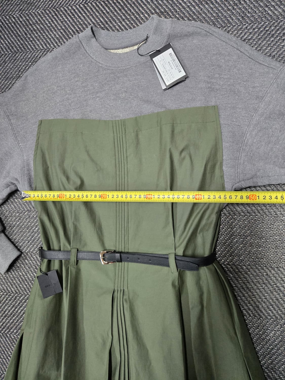 한섬 시스템 22ss SYSTEM  벨트 원피스 카키/회색 상품이미지6