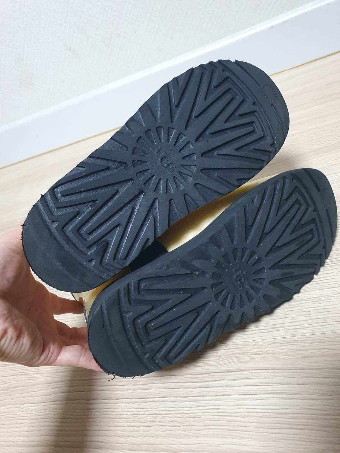 UGG 어그 클래식 부츠 230 상품이미지7