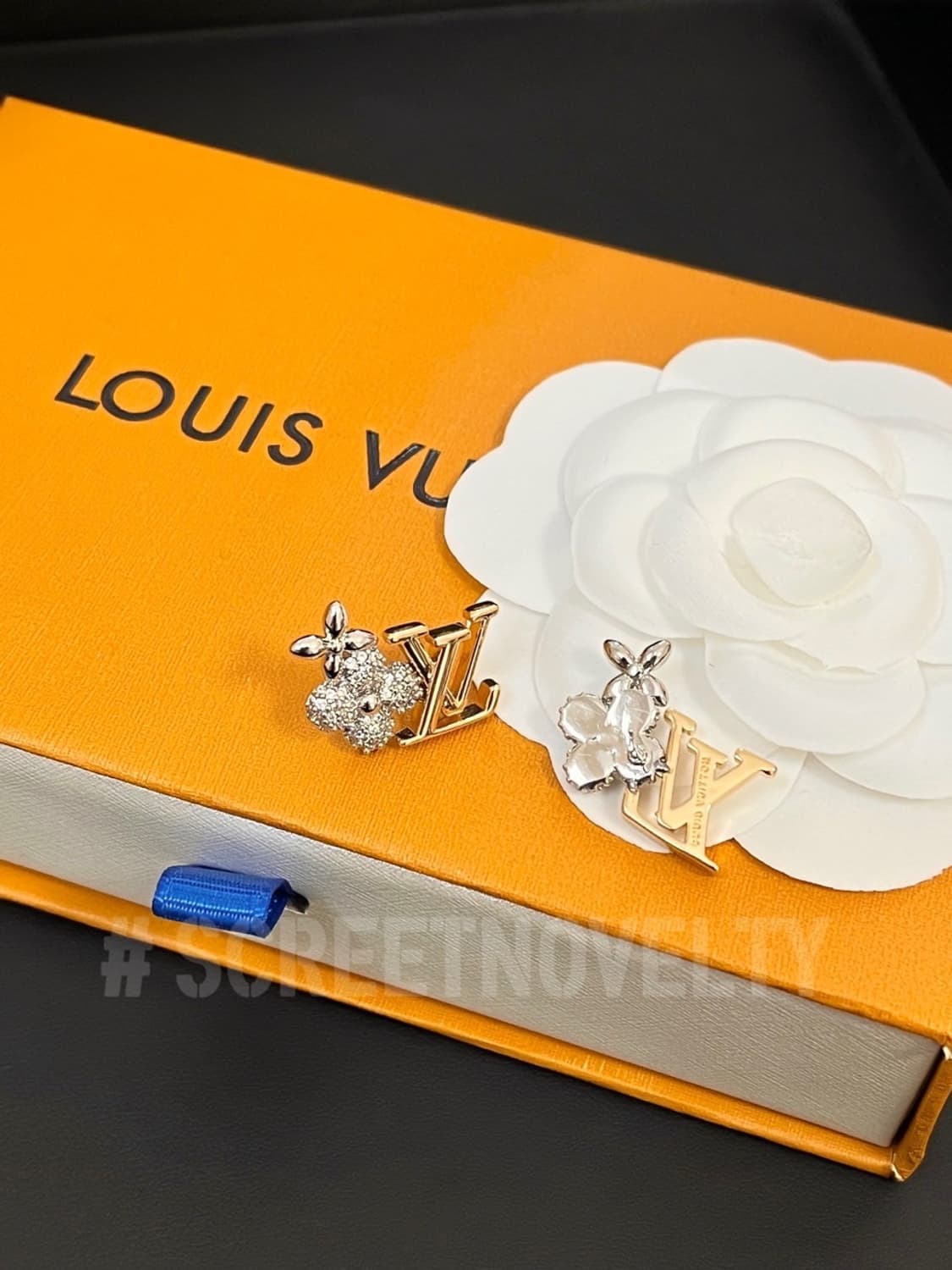 LV GRAM 이어링 큐빅플라워 풀박스 상품이미지9