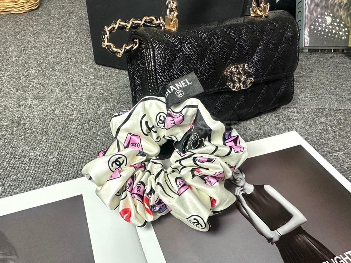 샤넬 넘버5 헤어슈슈 화이트 상품이미지7