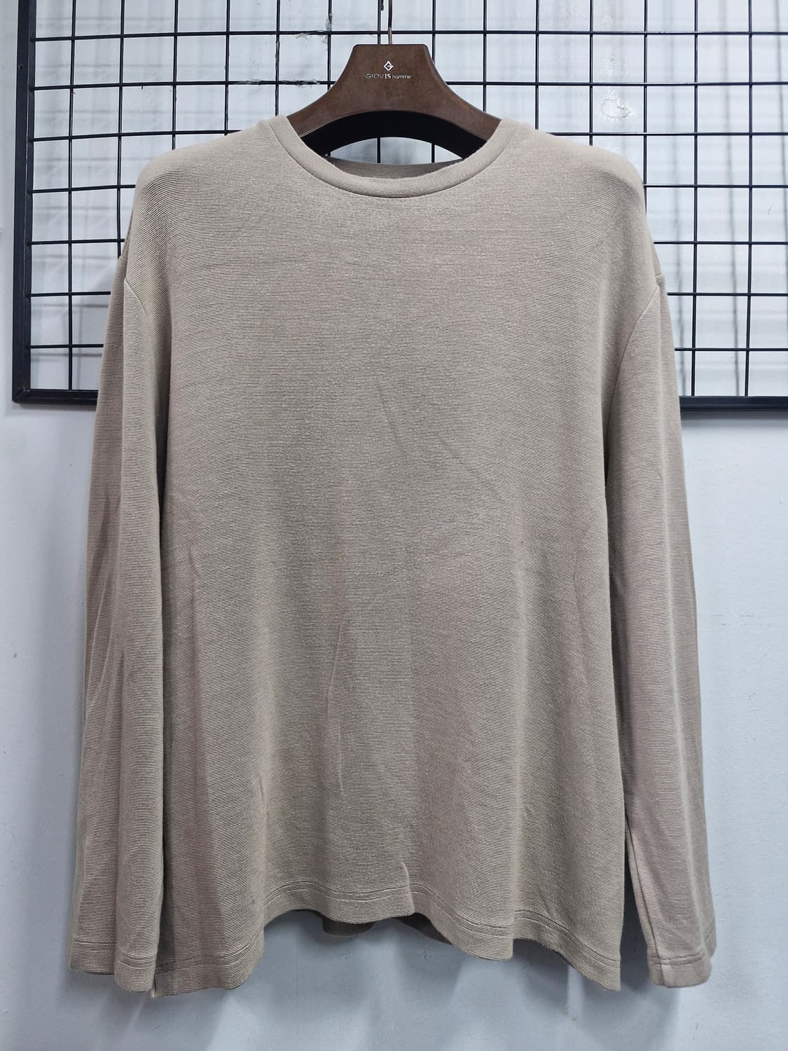 105XL 타임 남녀공용 베이지 레이온 니트. 상품이미지1