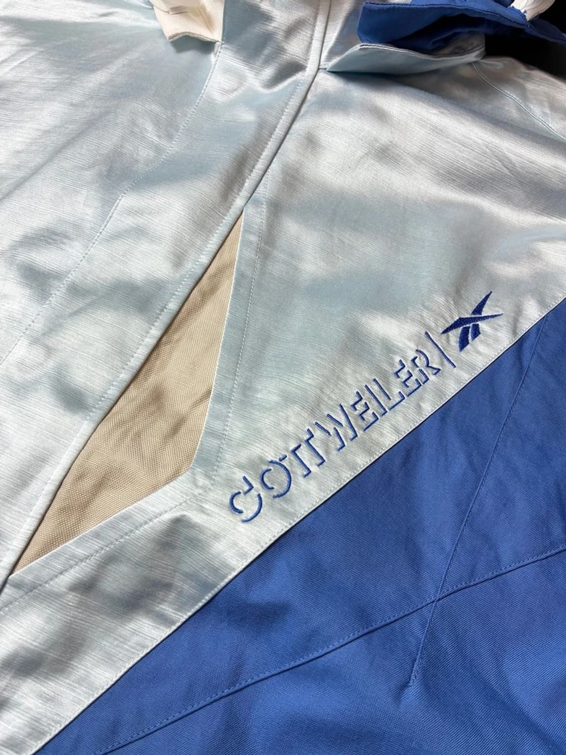 리복x코트와일러 퍼티그 배색 후디 파카 PN8954 상품이미지4