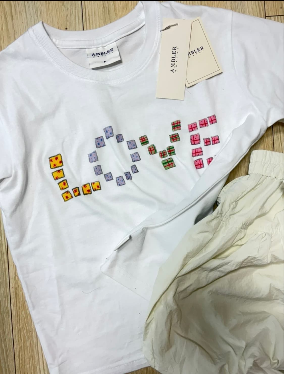 내맘데로 세트 ) 엠블러) love반팔티 + 포에버21 벌룬스커트 세트 상품이미지6