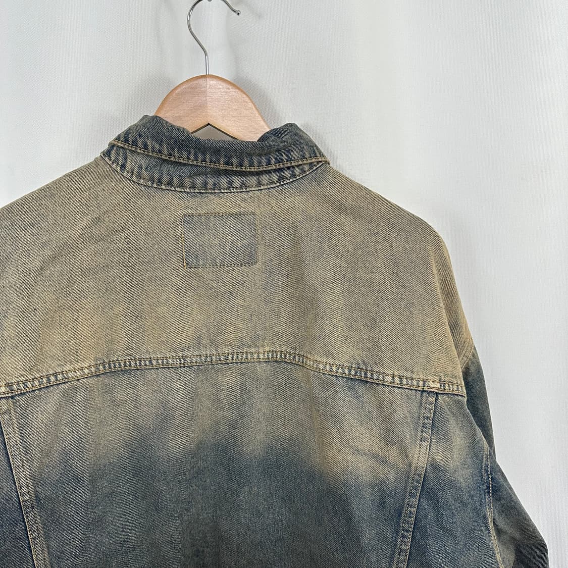 아더핏 남자 오버핏 데님 자켓 FREE 상품이미지6