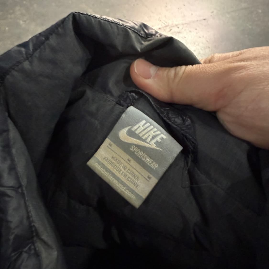 100 나이키 경량패딩  상품이미지3