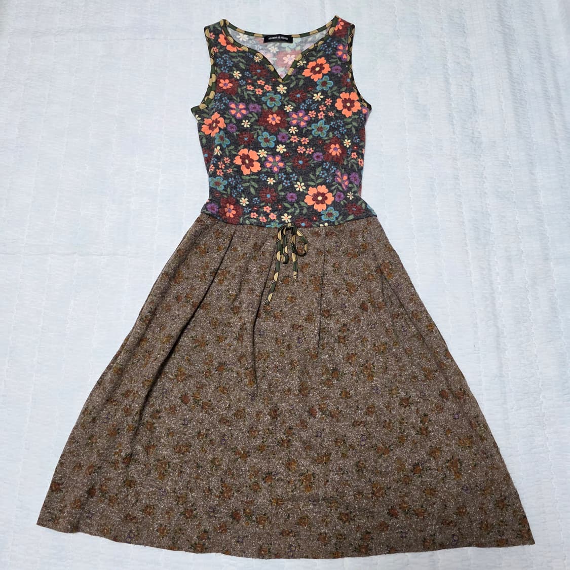 히피모리걸st 라떼 로맨틱 브라운 꽃무늬 니트 민소매롱원피스 상품이미지1