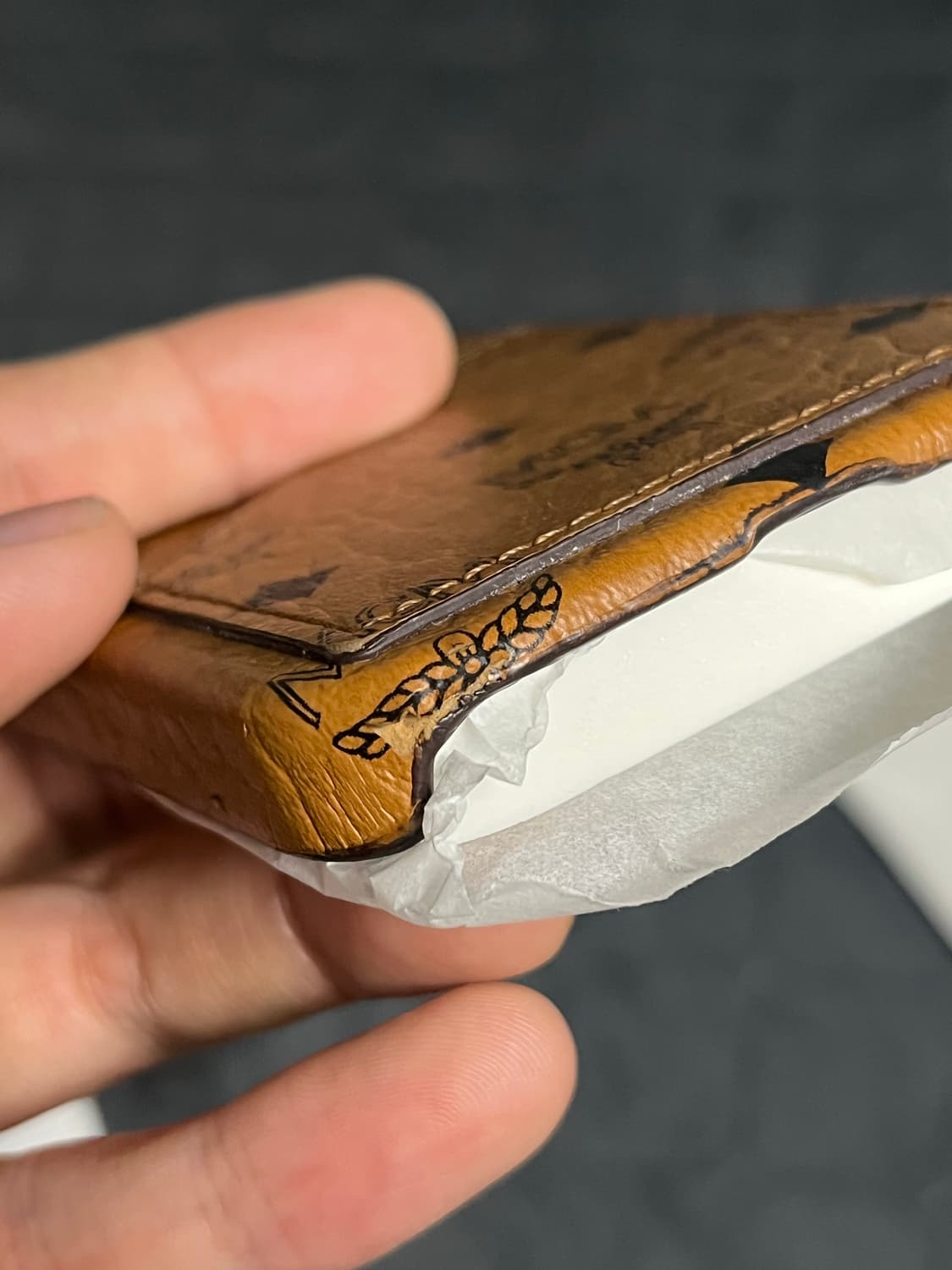 MCM 아이폰13 케이스 상품이미지5