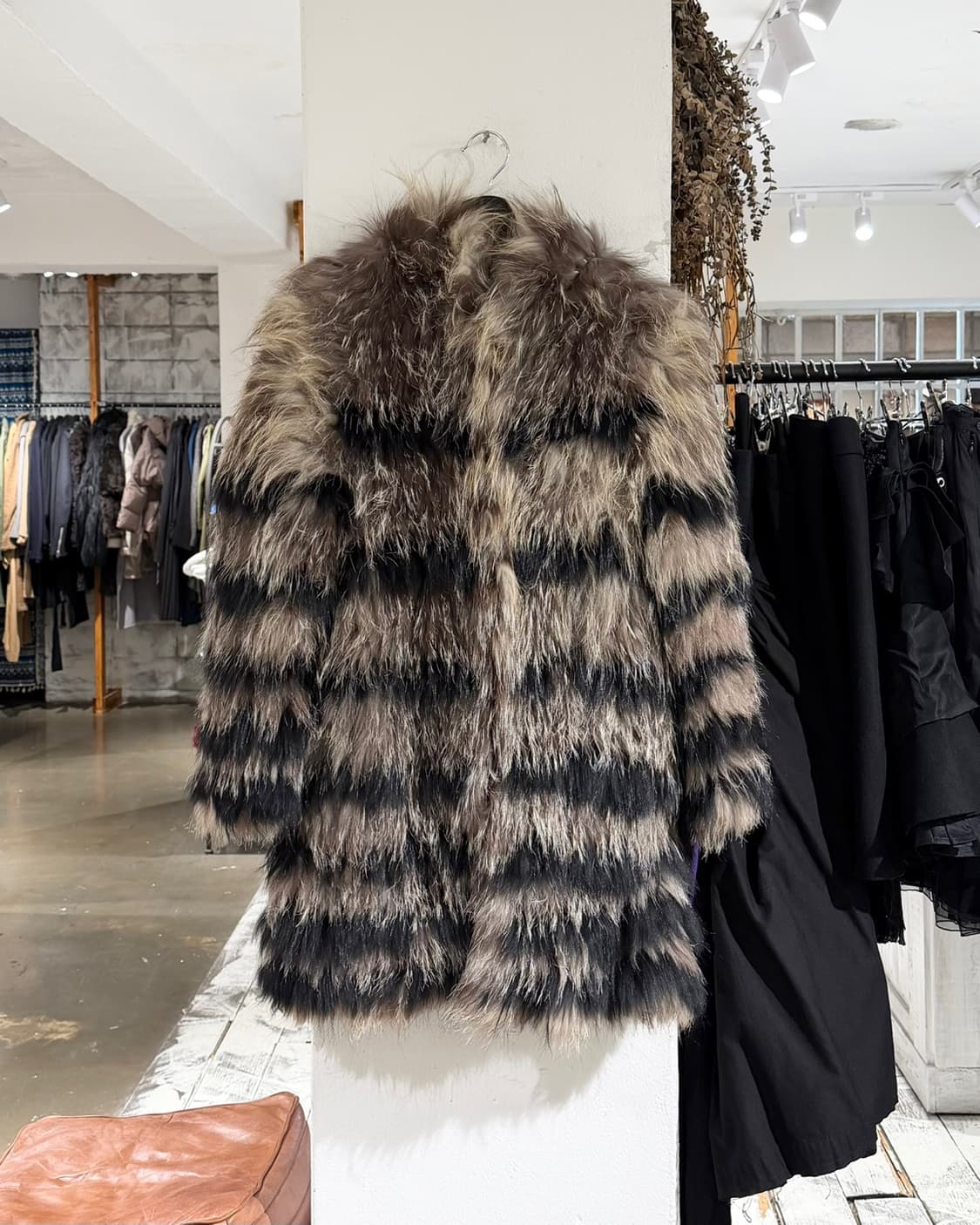 이자벨마랑 브라운 폭스 라쿤 퍼 후드 코트 상품이미지1