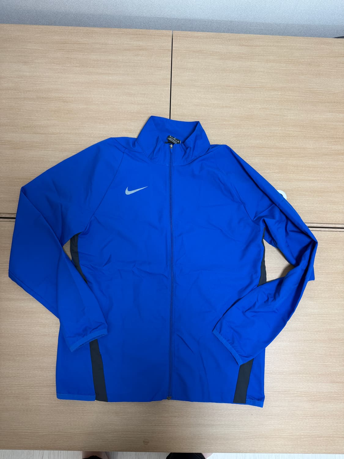 나이키 블루 바람막이 (사이즈 US M) 100-105 상품이미지1