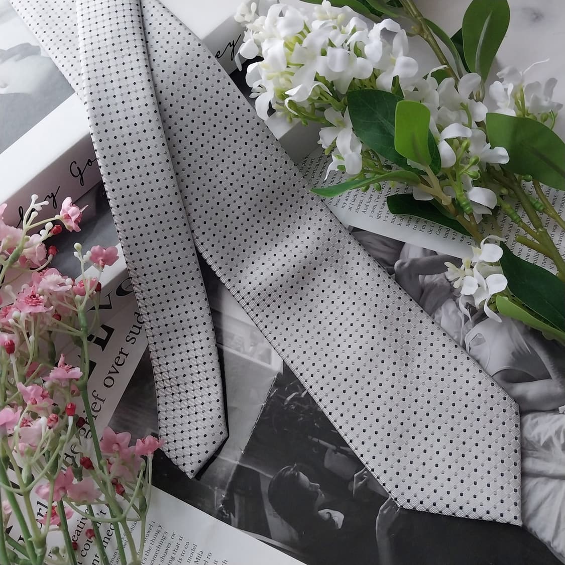 저널웍스 실크 라이트그레이 도트 넥타이 6.8cm A+등급 K1460
 상품이미지2