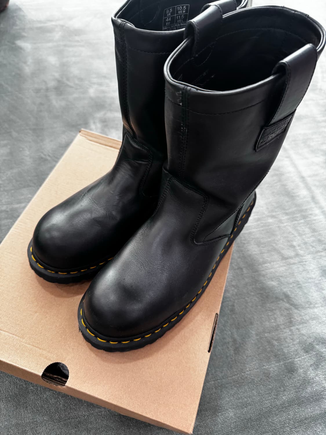 닥터마틴 스투시 부츠 2295 블랙 44 사이즈 상품이미지1